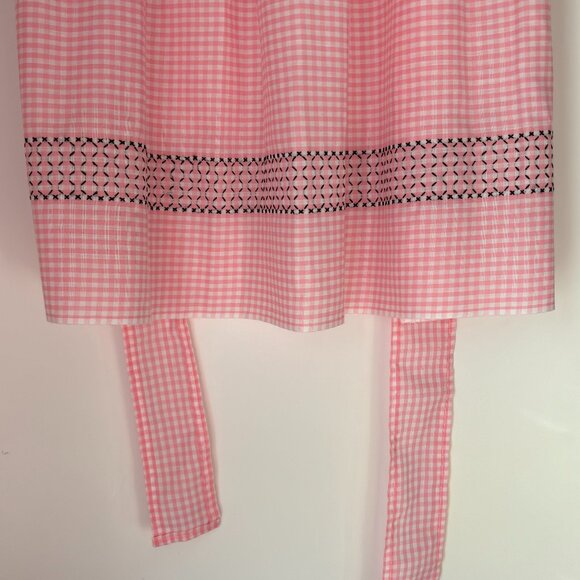 Vintage Hand Crafted Cross Stitched Pink Gingham Check Cotton Apron - Picture 3 of 6